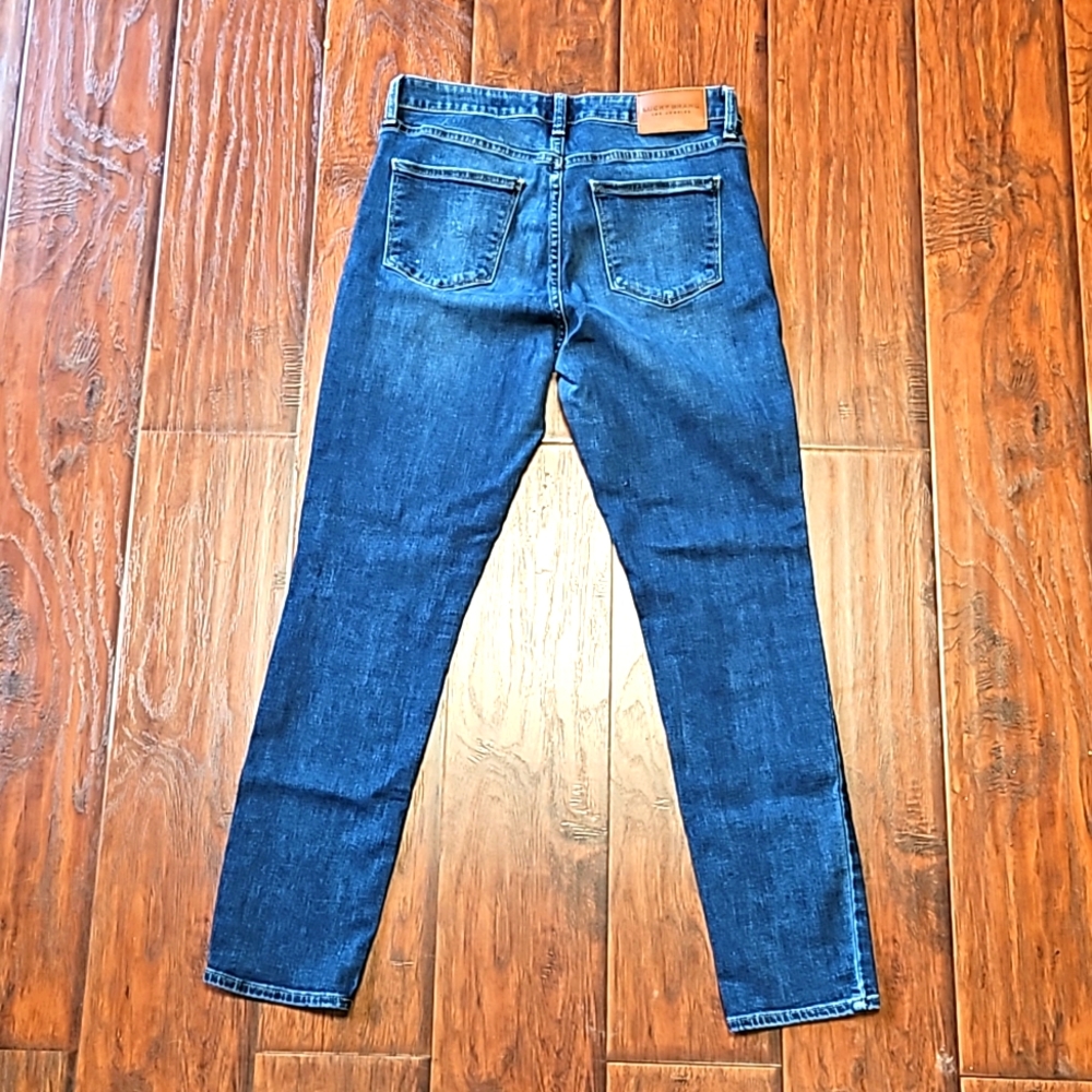 Lucky Brand Jean 8 - Picture 4 of 4
